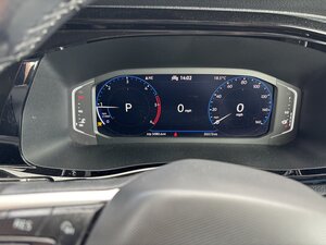Volkswagen Caravelle 2.0 Caravelle Executive Tdi Semi-auto 5dr