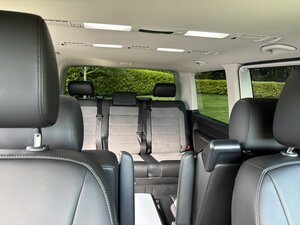 Volkswagen Caravelle 2.0 Caravelle Executive Tdi Semi-auto 5dr