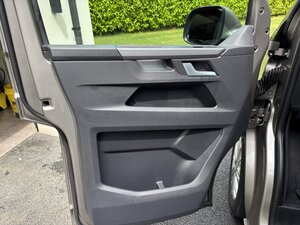 Volkswagen Caravelle 2.0 Caravelle Executive Tdi Semi-auto 5dr