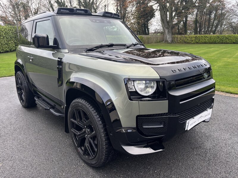 Land Rover Defender 3.0 Defender HARD TOP D MHEV AUTO 5dr