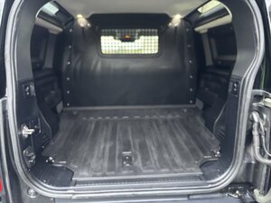 Land Rover Defender 3.0 Defender HARD TOP D MHEV AUTO 5dr