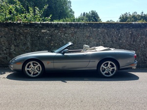 Jaguar XKR 4.2 Convertible