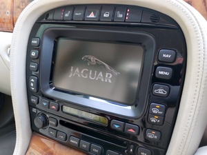 Jaguar XJ Super V8 LWB X350 Auto