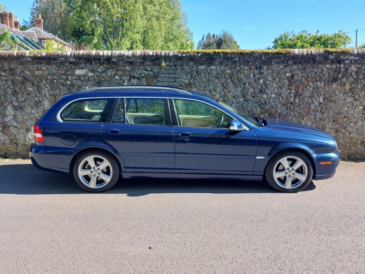 Jaguar X-Type 2.2D SE Estate Auto