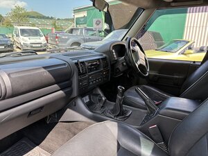 Land Rover Discovery 2.5 Discovery Landmark Td5 5dr