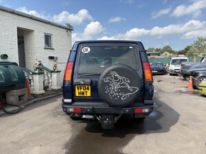 Land Rover Discovery 2.5 Discovery Landmark Td5 5dr