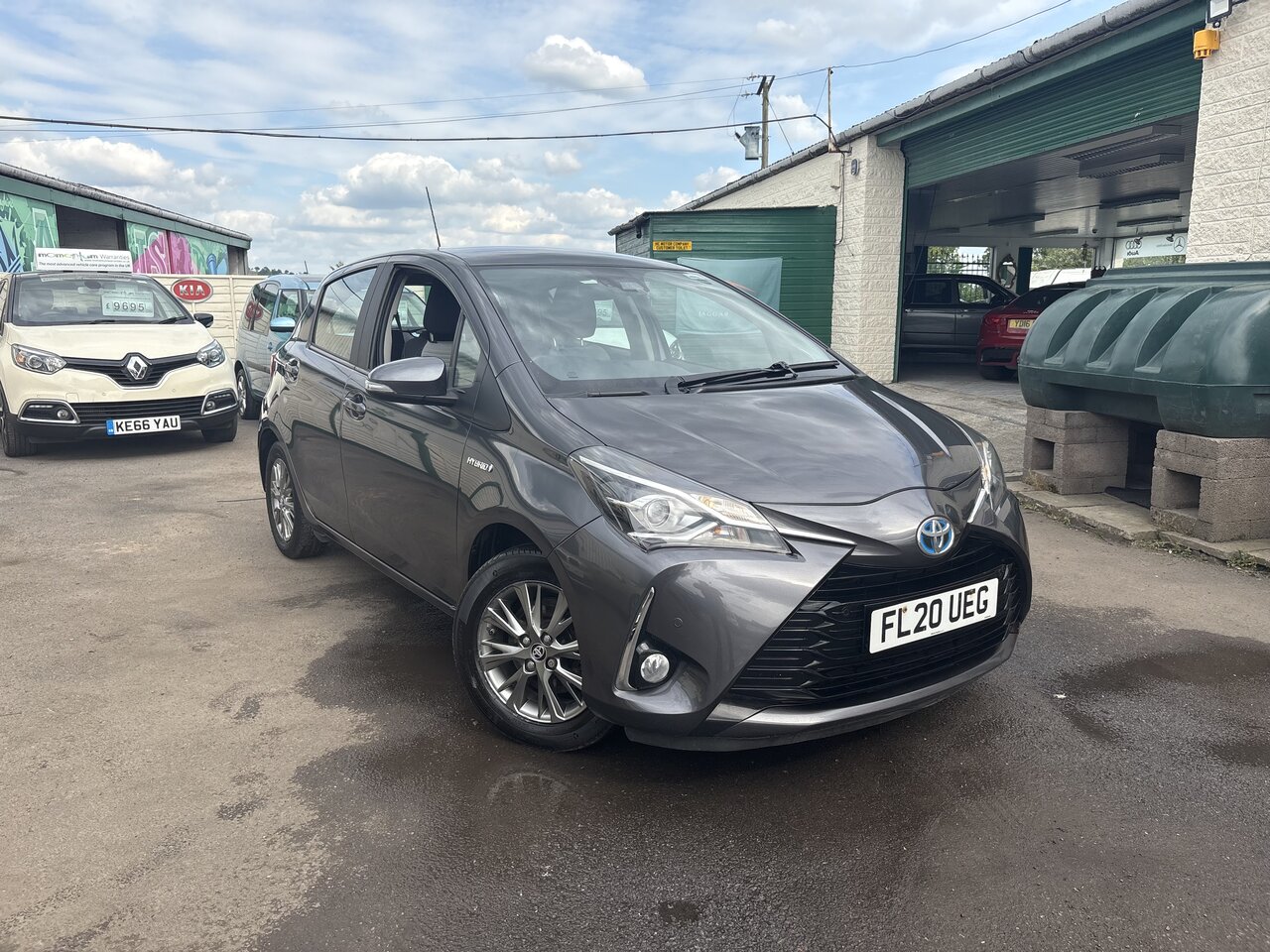 Toyota Yaris 1.5 Yaris Icon Vvt-i Hev Cvt 5dr