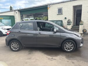 Toyota Yaris 1.5 Yaris Icon Vvt-i Hev Cvt 5dr