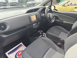 Toyota Yaris 1.5 Yaris Icon Vvt-i Hev Cvt 5dr