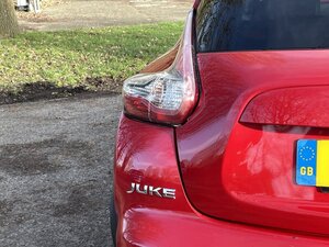 Nissan Juke 1.6 JUKE N-connecta CVT 5dr
