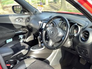 Nissan Juke 1.6 JUKE N-connecta CVT 5dr