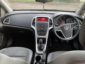 Vauxhall Astra 1.4 Astra Exite 5dr