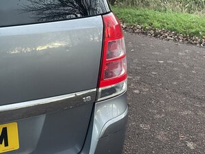 Vauxhall Zafira 1.8 Zafira Design 5dr