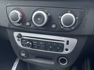 Renault Megane 1.6 Megane Dynamique Tomtom VVT 5dr