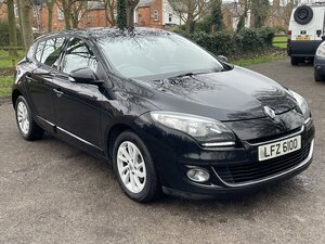 Renault Megane 1.6 Megane Dynamique Tomtom VVT 5dr