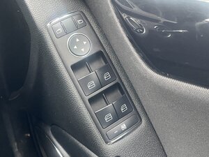 Mercedes-Benz C-Class 2.1 C220 SE CDI AUTO 4dr