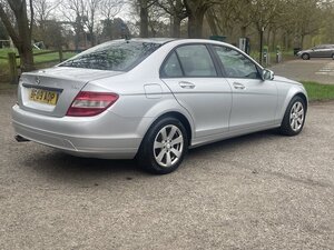 Mercedes-Benz C-Class 2.1 C220 SE CDI AUTO 4dr