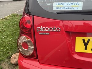 Kia Picanto 1.1 Picanto Strike 5dr