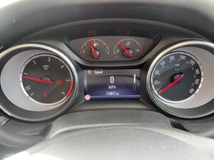 Vauxhall Insignia 1.6 Insignia Design NAV Ecotec TD 5dr