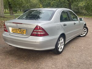 Mercedes-Benz C-Class 1.8 C180 Kompressor Classic SE A 4dr