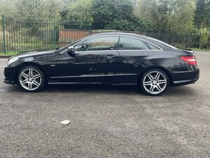 Mercedes-Benz E-Class 3.0 E350 Blueefficiency Sport CDI AUTO 2dr
