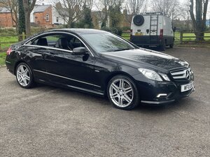 Mercedes-Benz E-Class 3.0 E350 Blueefficiency Sport CDI AUTO 2dr