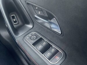 MERCEDES  CLA 200D 2.0 CLA200d AMG LINE (Premium) Coupe 4dr Diesel 8G