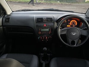 Kia Picanto 1.0 Picanto 1 5dr