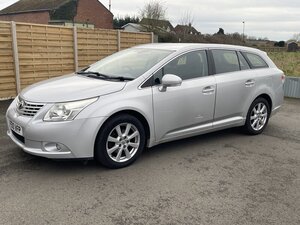 Toyota Avensis 2.0 Avensis TR D-4D 5dr