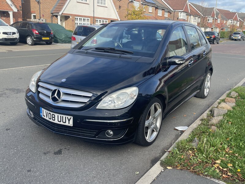Mercedes-Benz B-Class 2.0 B200 CDI SE CVT 5dr