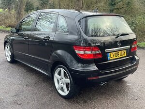 Mercedes-Benz B-Class 2.0 B200 CDI SE CVT 5dr