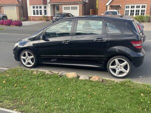 Mercedes-Benz B-Class 2.0 B200 CDI SE CVT 5dr