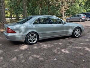 Mercedes-Benz S-Class 3.7 S350 AUTO 4dr