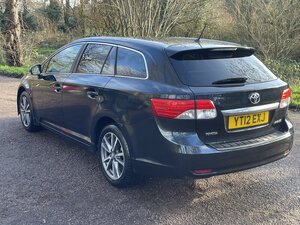 Toyota Avensis 2.0 Avensis TR D-4D 5dr