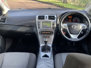 Toyota Avensis 2.0 Avensis TR D-4D 5dr