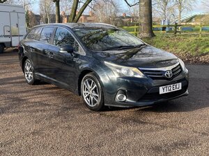 Toyota Avensis 2.0 Avensis TR D-4D 5dr