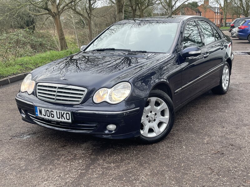 Mercedes-Benz C-Class 2.5 C230 Elegance SE AUTO 4dr