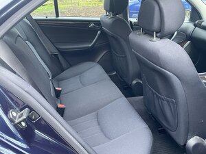 Mercedes-Benz C-Class 2.5 C230 Elegance SE AUTO 4dr