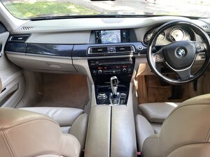 BMW 7 Series 3.0 730D SE AUTO 4dr