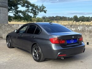 BMW 3 Series 2.0 318d M Sport 4dr