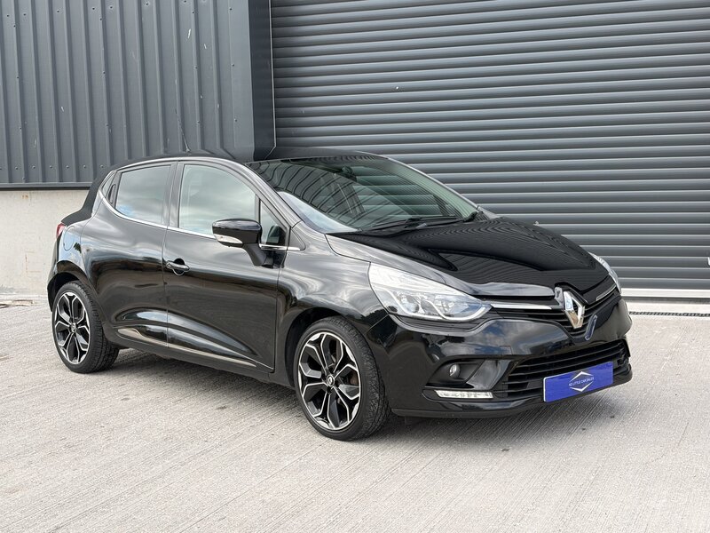 Renault Clio 0.9 CLIO Iconic TCE 5dr