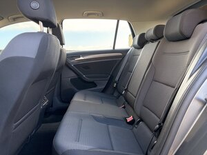 Volkswagen Golf 2.0 GOLF SE NAV TDI Bluemotion