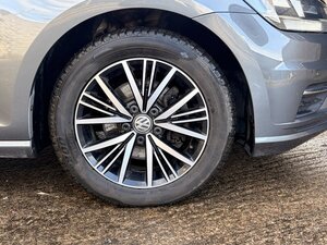 Volkswagen Golf 2.0 GOLF SE NAV TDI Bluemotion