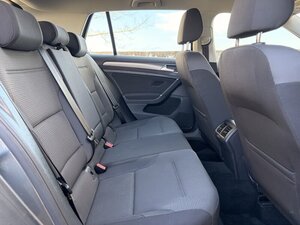 Volkswagen Golf 2.0 GOLF SE NAV TDI Bluemotion