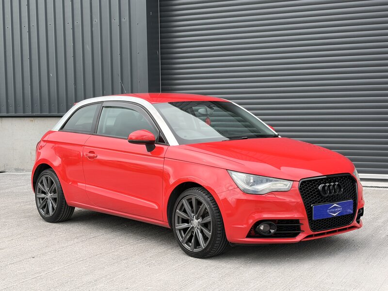 Audi  A1 122 S Tronic Auto 3