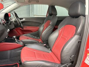 Audi  A1 122 S Tronic Auto 3