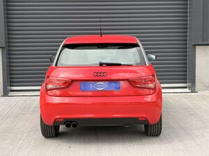 Audi  A1 122 S Tronic Auto 3