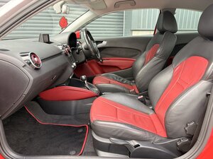 Audi  A1 122 S Tronic Auto 3