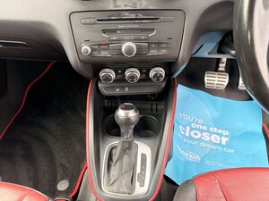 Audi  A1 122 S Tronic Auto 3