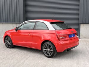 Audi  A1 122 S Tronic Auto 3